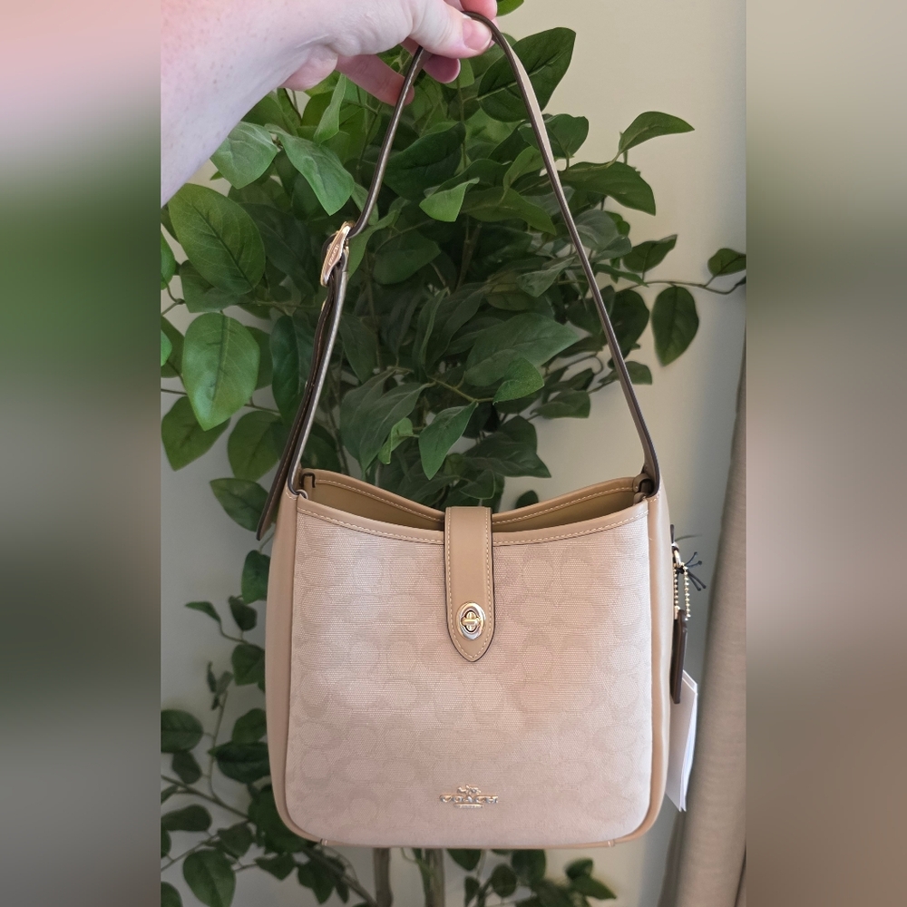 Coach NWT Hadley Convertible Crossbody or Shoulder Bag In Signature Jacquard